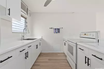 94-049 Waipahu Street #214, Waipahu, HI 96797 - Photo 9