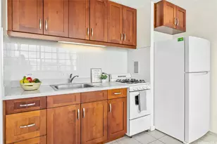 1550 Wilder Ave, Honolulu, HI 96822 - Photo 11
