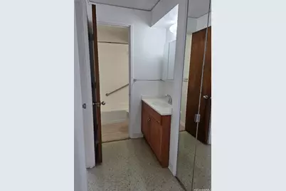 1073 Kinau Street #801, Honolulu, HI 96814 - Photo 7