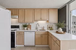 1425 Ward Ave, Honolulu, HI 96822 - Photo 5