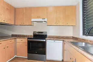 511 Hahaione St, Honolulu, HI 96825 - Photo 7