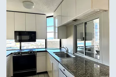 1212 Nuuanu Avenue #2407, Honolulu, HI 96817 - Photo 5