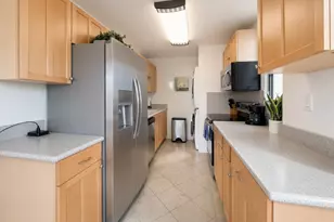 2410 Cleghorn St, Honolulu, HI 96815 - Photo 5