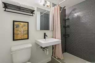 445 Kaiolu St, Honolulu, HI 96815 - Photo 11