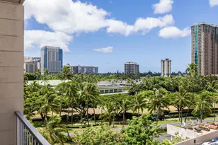 1925 Kalakaua Ave, Honolulu, HI 96815 - Photo 11
