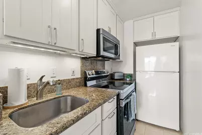 2092 Kuhio Avenue #1701, Honolulu, HI 96815 - Photo 5