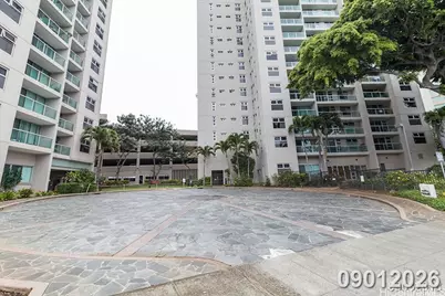 1450 Young Street #1902, Honolulu, HI 96814 - Photo 3