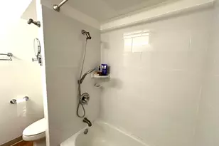 747 Amana St, Honolulu, HI 96814 - Photo 13