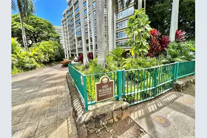 1525 Wilder Avenue #504, Honolulu, HI 96822 - Photo 25
