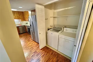 1525 Wilder Ave, Honolulu, HI 96822 - Photo 15