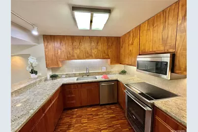 1525 Wilder Avenue #504, Honolulu, HI 96822 - Photo 5