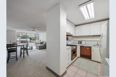 222 Liliuokalani Avenue #404, Honolulu, HI 96815 - Photo 17