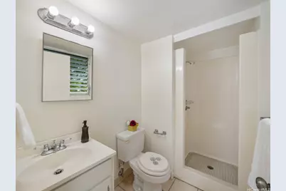 222 Liliuokalani Avenue #404, Honolulu, HI 96815 - Photo 7