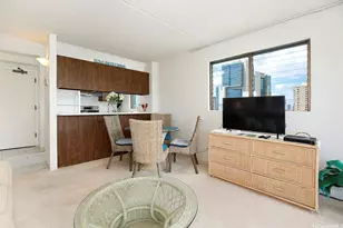 2240 Kuhio Ave, Honolulu, HI 96815 - Photo 3