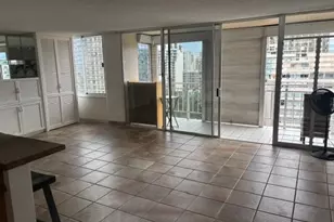 2415 Ala Wai Blvd, Honolulu, HI 96815 - Photo 3
