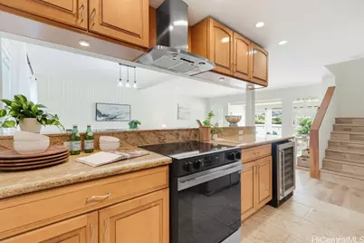 711 Koko Isle Circle #13/1306, Honolulu, HI 96825 - Photo 13