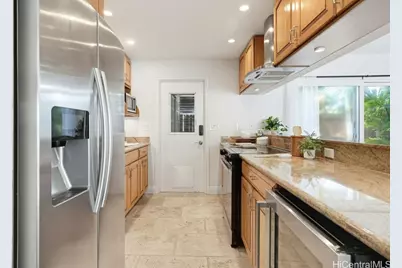 711 Koko Isle Circle #13/1306, Honolulu, HI 96825 - Photo 11