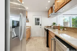711 Koko Isle Cir, Honolulu, HI 96825 - Photo 11