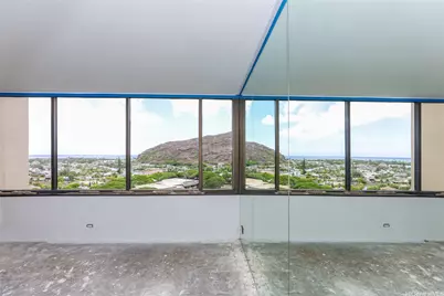 555 Hahaione Street #10C, Honolulu, HI 96825 - Photo 3