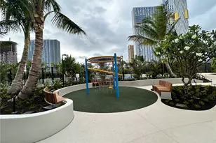333 Ward Ave, Honolulu, HI 96814 - Photo 9