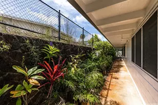 2073 Komo Mai Dr, Pearl City, HI 96782 - Photo 23