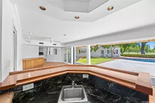 1100 Kaimoku Pl, Honolulu, HI 96821 - Photo 9