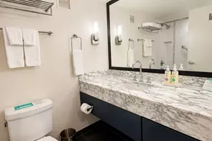 410 Atkinson Dr, Honolulu, HI 96814 - Photo 15