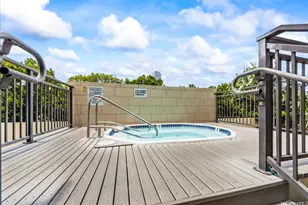 1717 Ala Wai Blvd, Honolulu, HI 96815 - Photo 17