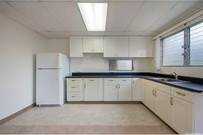 98-1383 Akaaka Street, Aiea, HI 96701 - Photo 3