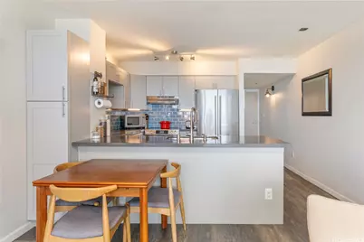 1133 Waimanu Street #2704, Honolulu, HI 96814 - Photo 5