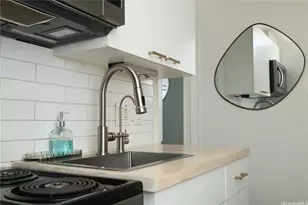 2442 Tusitala St, Honolulu, HI 96815 - Photo 15