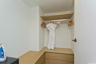 383 Kalaimoku Street #1915, Honolulu, HI 96815 - Photo 9