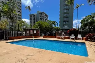 2724 Kahoaloha Ln, Honolulu, HI 96826 - Photo 13