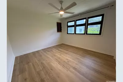 35 Country Club Road #Main House, Honolulu, HI 96817 - Photo 9