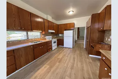 35 Country Club Road #Main House, Honolulu, HI 96817 - Photo 3