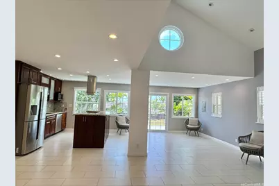 98-1810 B Kaahumanu Street #3, Pearl City, HI 96782 - Photo 3