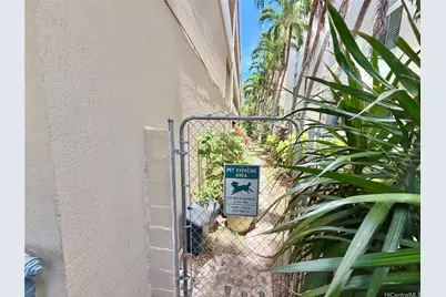2140 Kuhio Avenue #2405, Honolulu, HI 96815 - Photo 21
