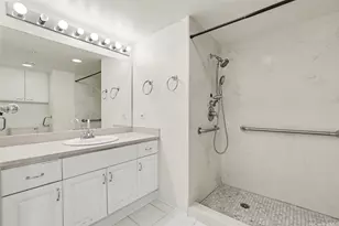 1314 Kalakaua Ave, Honolulu, HI 96826 - Photo 15