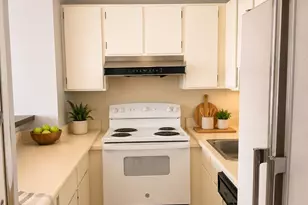 1925 Kalakaua Ave, Honolulu, HI 96815 - Photo 9