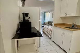445 Seaside Ave, Honolulu, HI 96815 - Photo 5