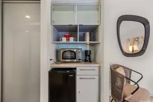 410 Atkinson Dr, Honolulu, HI 96814 - Photo 13