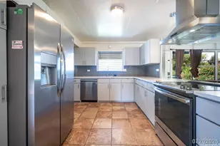 99-1061 Manako Pl, Aiea, HI 96701 - Photo 9