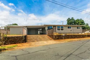 1390 Kaumahana Pl, Pearl City, HI 96782 - Photo 3