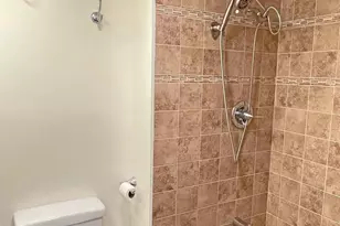 439 Keoniana St, Honolulu, HI 96815 - Photo 11