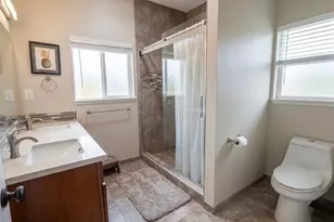 45-559 Keaahala Rd, Kaneohe, HI 96744 - Photo 9