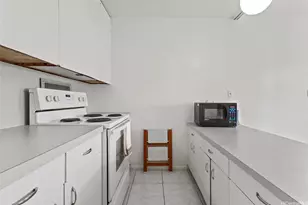 1519 Nuuanu Ave, Honolulu, HI 96817 - Photo 9