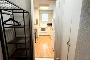 417 Nohonani St, Honolulu, HI 96815 - Photo 9