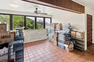 654 D Walea Pl, Honolulu, HI 96817 - Photo 19