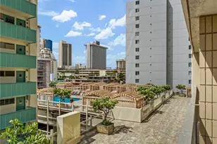 445 Seaside Ave, Honolulu, HI 96815 - Photo 19