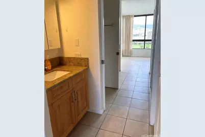 320 Liliuokalani Avenue #2004, Honolulu, HI 96815 - Photo 17